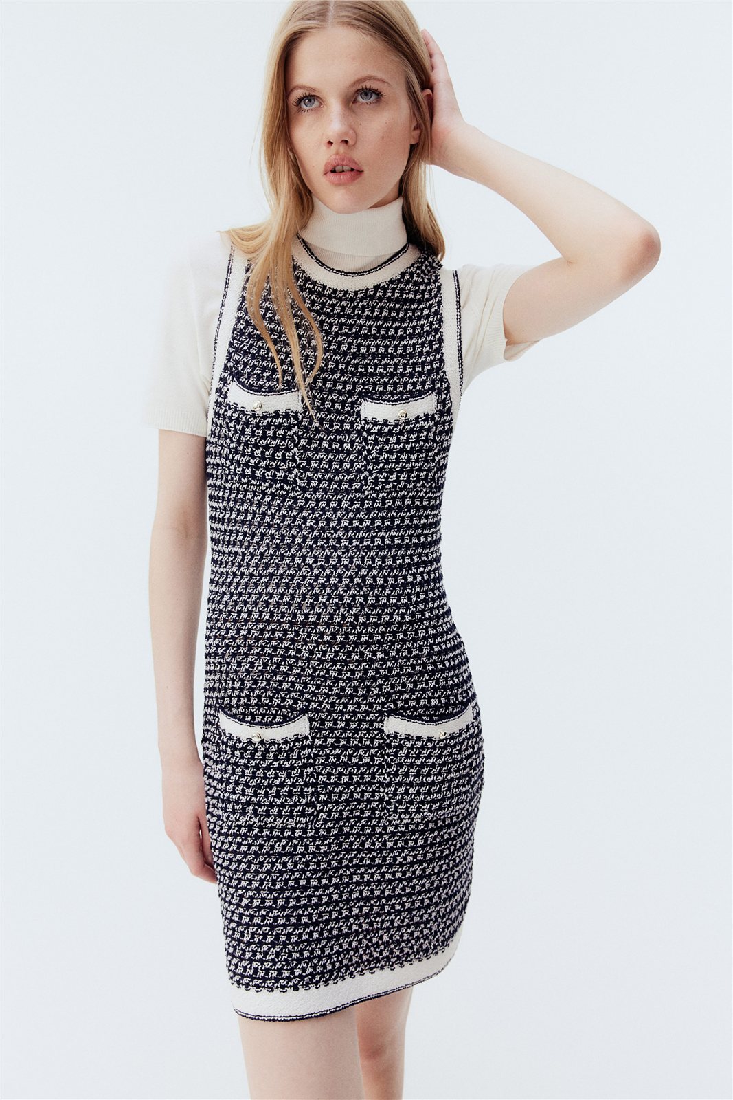 Contrast-Trim Sleeveless Knit Dress — knitwear style reference
