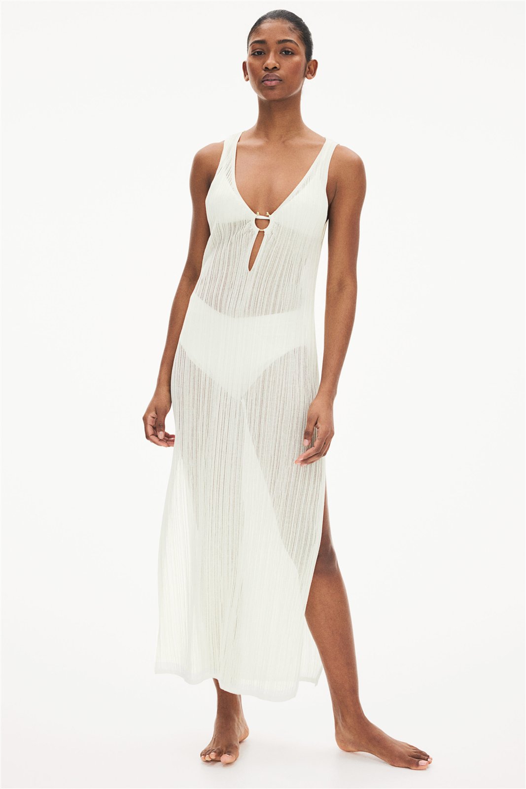 Sleeveless pleated knit dress